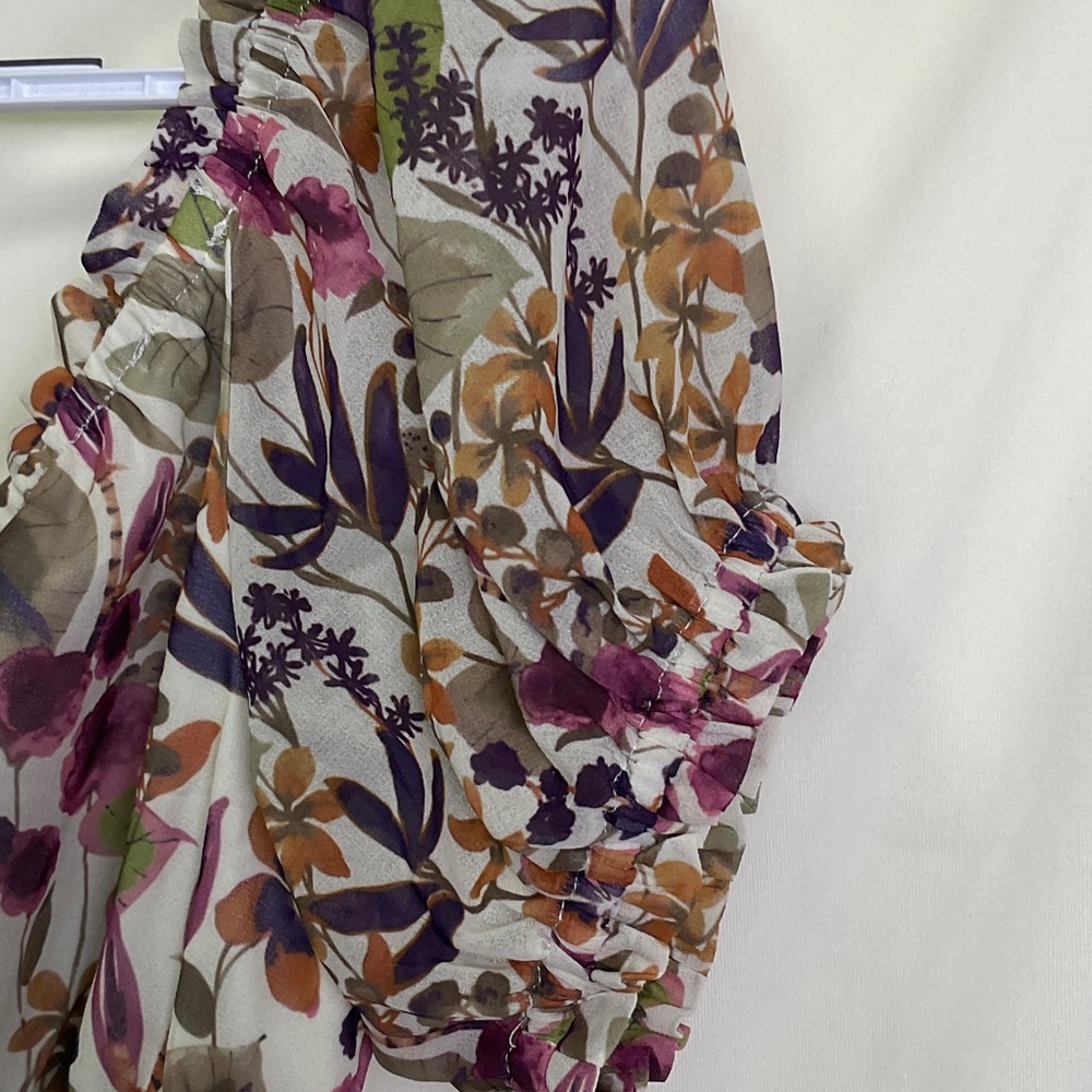 Juliet Dress - Smocked Waist Floral Midi Dress in Cream - Picture 5 of 11